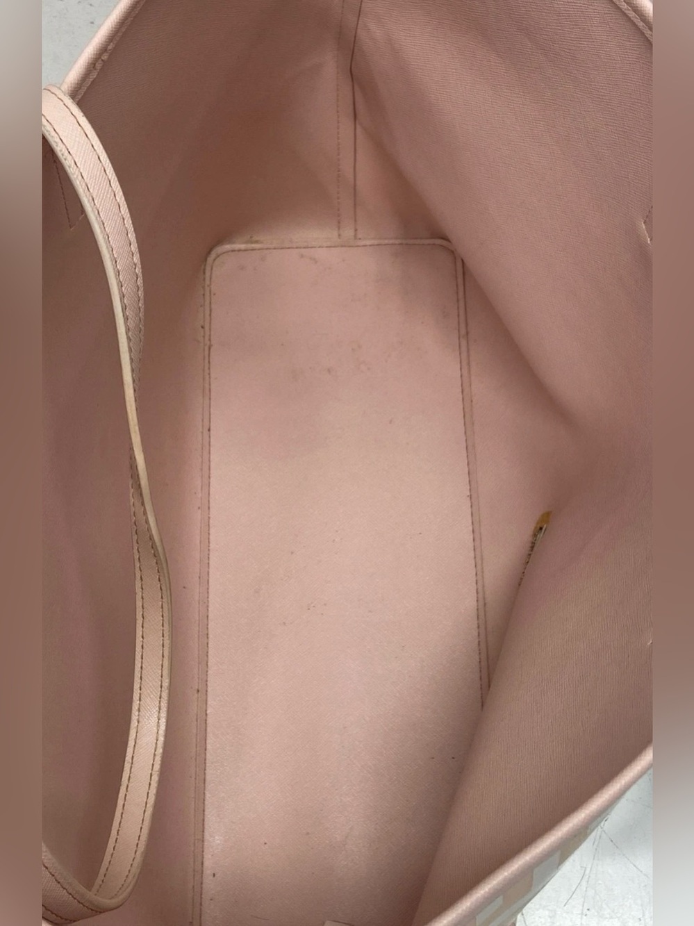 Ted Baker pale pink Patent Geometric Tote with Matching Pouch - Picture 4 of 6